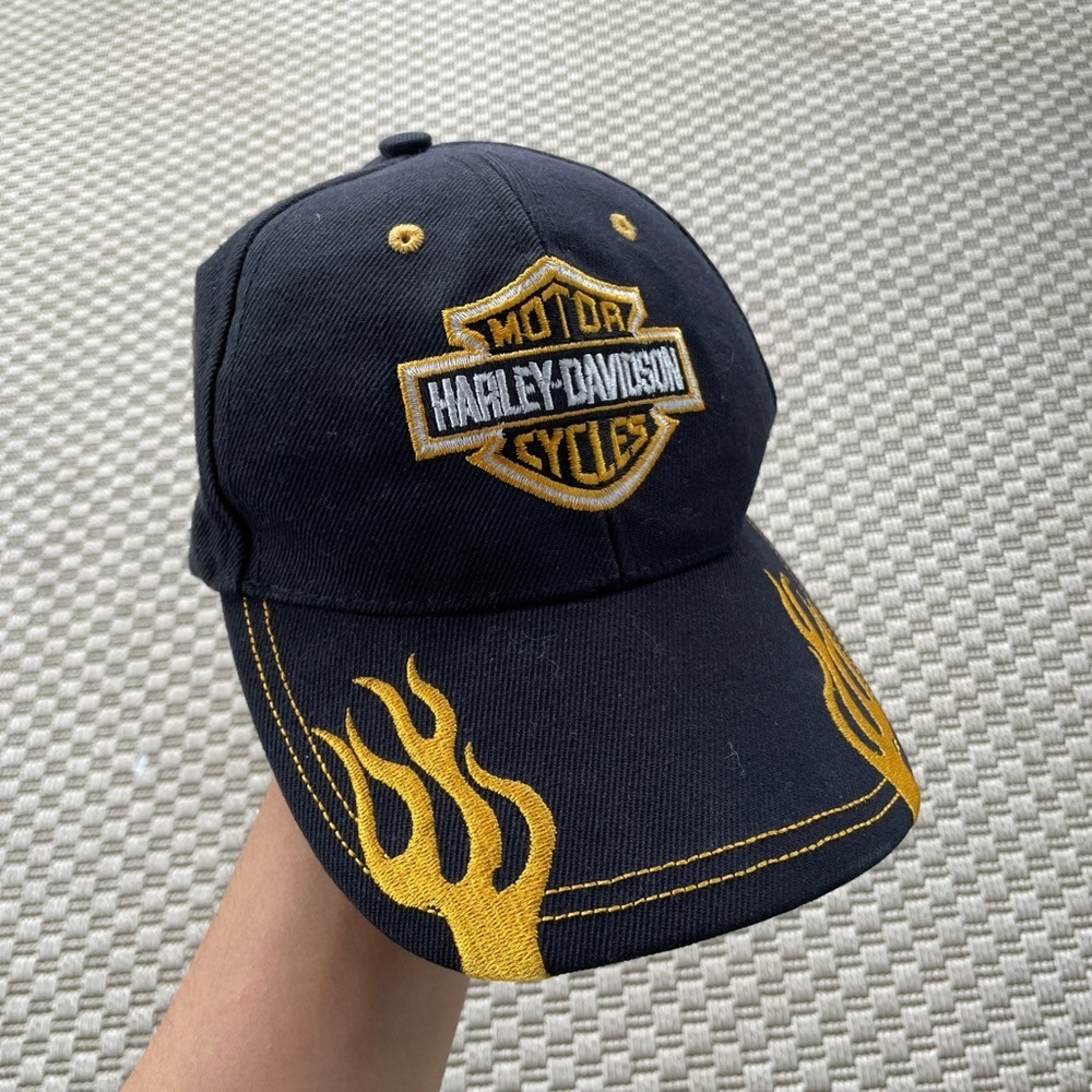 Vintage 90s Harley davidson flame cap